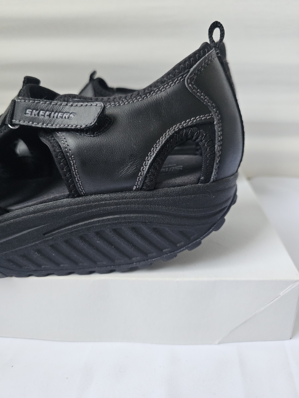Skechers Shape-ups Trim Step Fisherman Sandals - Black Leather - Size 10 - Picture 4 of 16
